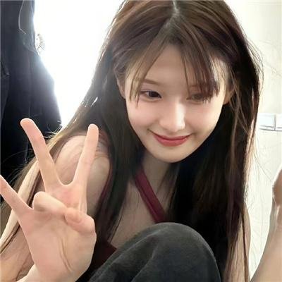 看她轻轻的飞起